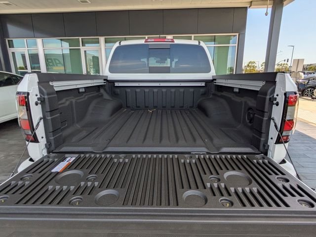 New 2026 Glacier White Nissan Crew Cab SV image 26
