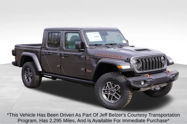 New 2026 Granite Crystal Metallic Clear-Coat Exterior Paint Jeep Mojave image 1