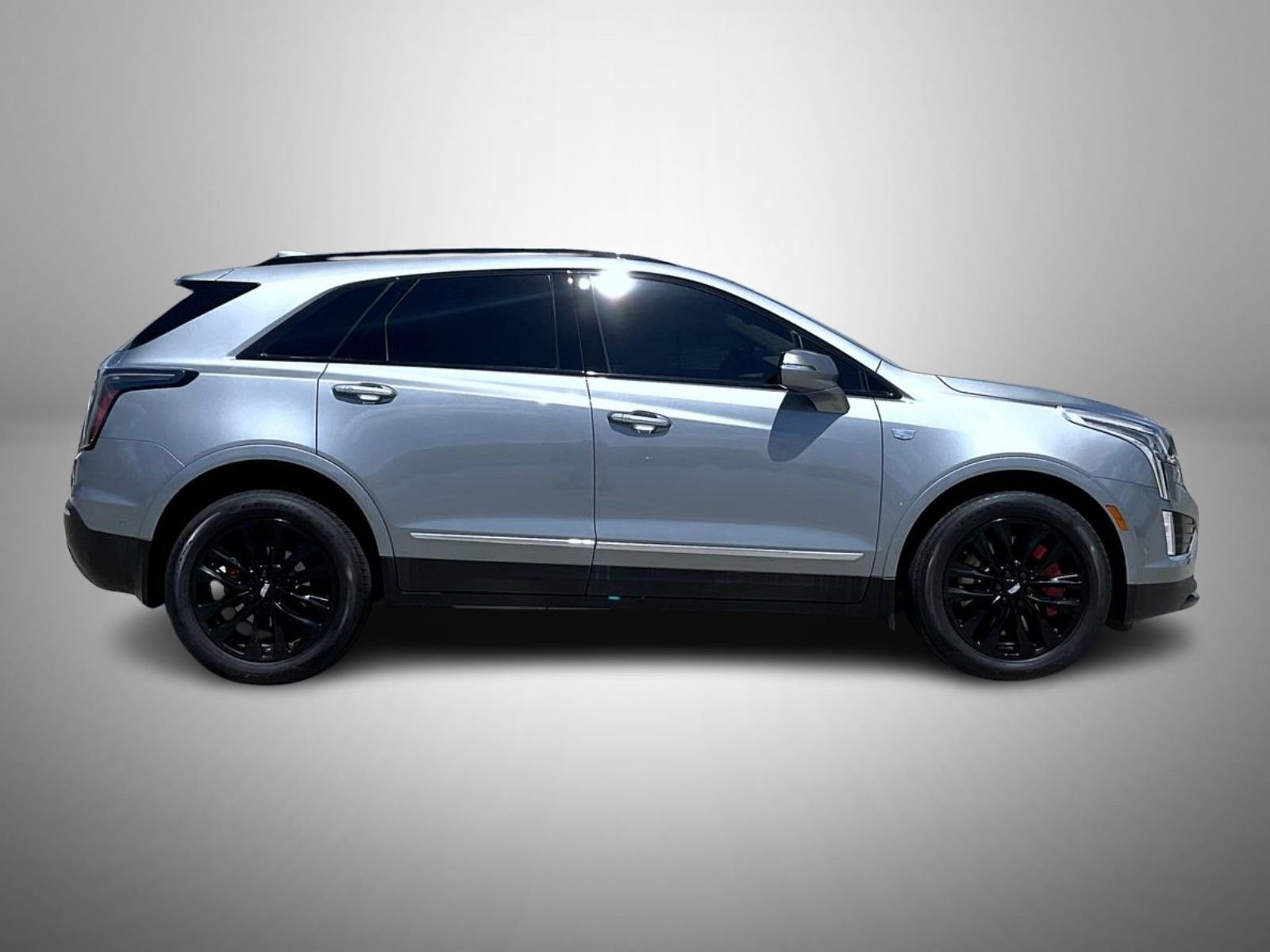 Used 2023 Silver Cadillac Sport image 4