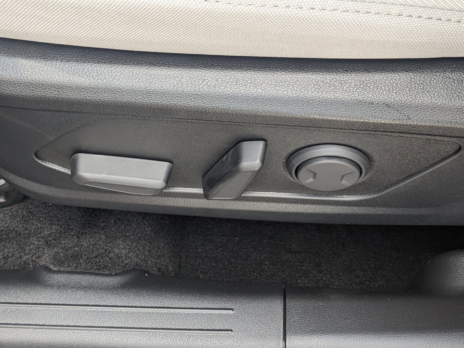 2025 Hyundai Tucson SEL - Photo 50