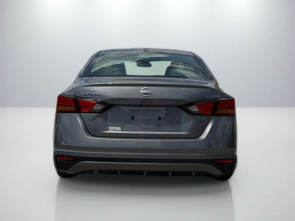 2025 Nissan Altima SV - Photo 6