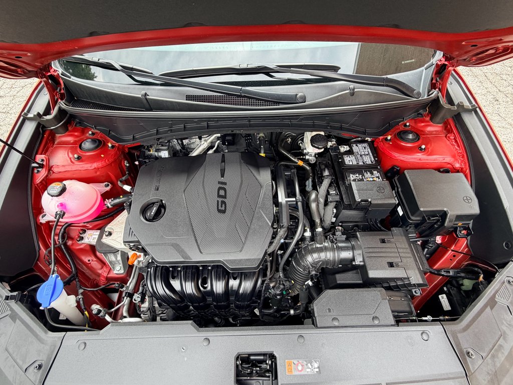 Used 2025 Ultimate Red Hyundai SEL image 32