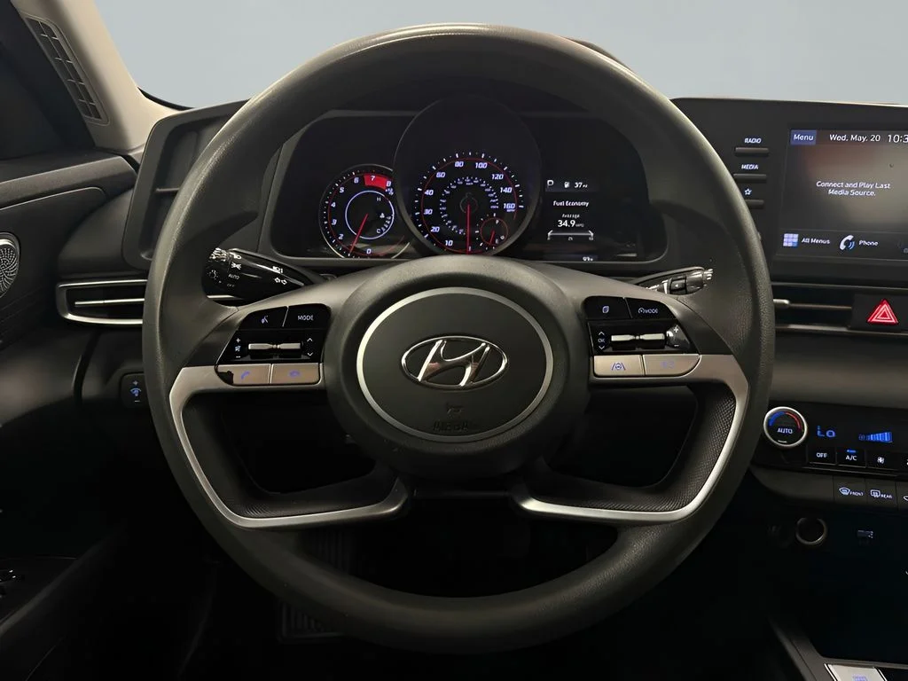 Used 2021 Gray Hyundai SEL image 17
