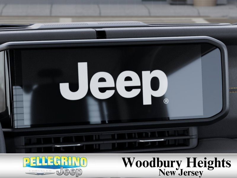 New 2027 Bright White Clear-Coat Paint Jeep Sahara image 18