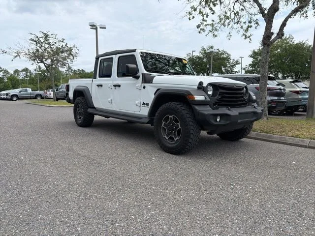2021 Jeep Gladiator Sport's photo