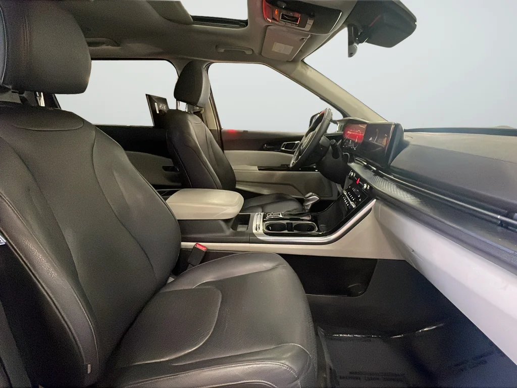 Certified Used 2022 Gray Kia SX Prestige image 26