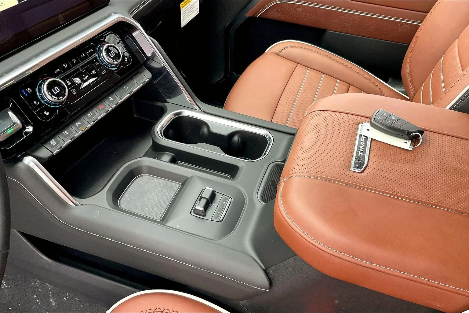 New 2026 Glacier White Tricoat GMC Denali Ultimate image 8