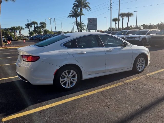 Used 2016 White Chrysler Limited image 5
