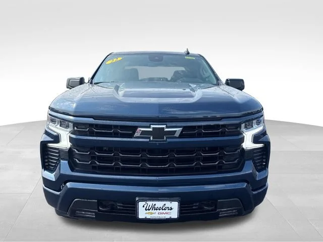 Used 2022 NORTHSKY BLUE METALLIC Chevrolet RST image 10