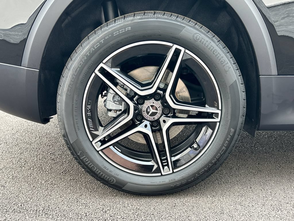 New 2026 Night Black Mercedes-Benz GLB 250 image 74