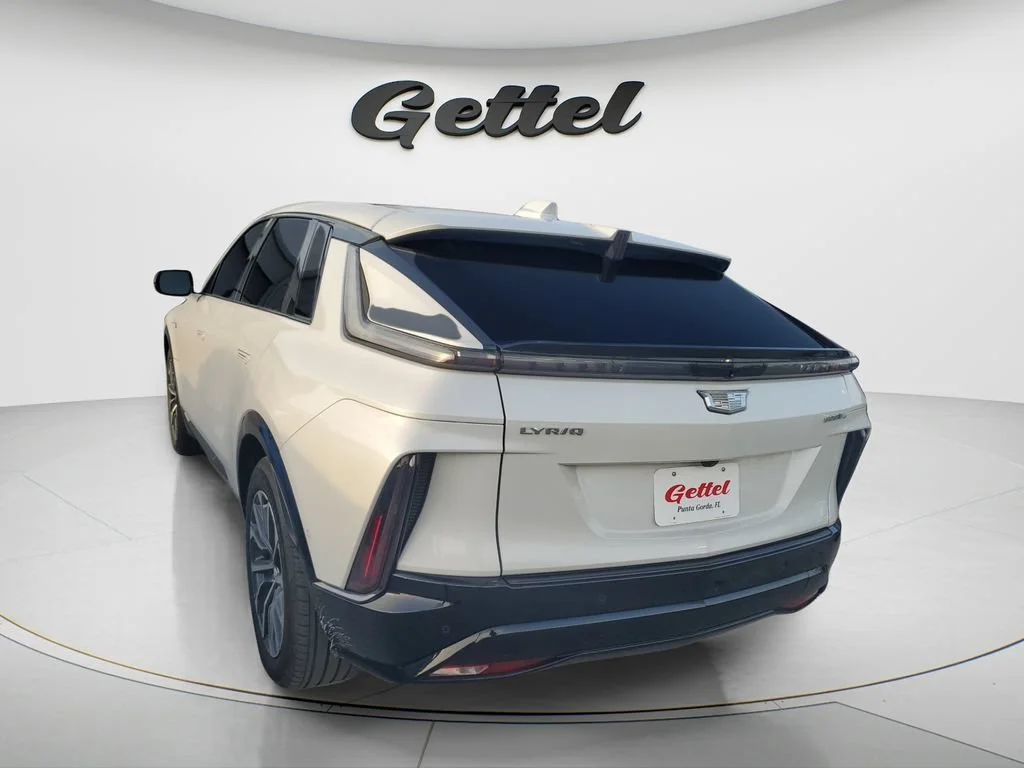 Used 2025 Crystal White Tricoat Cadillac Sport 2 image 5
