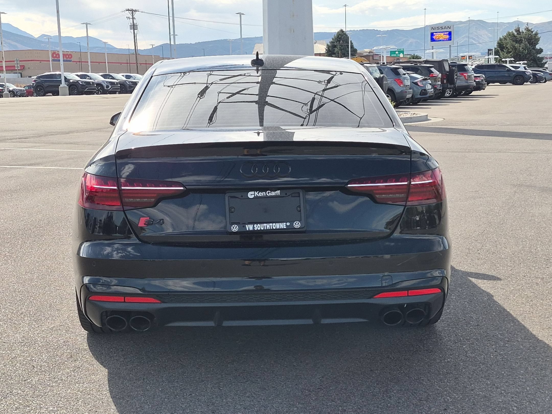 Used 2024  Audi Premium Plus image 4
