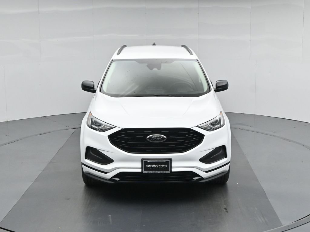 Certified Used 2022 White Ford SE image 38