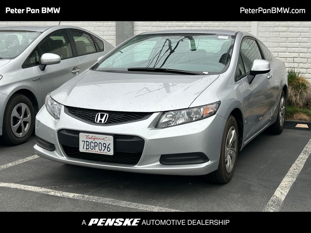 Used 2013  Honda LX image 1