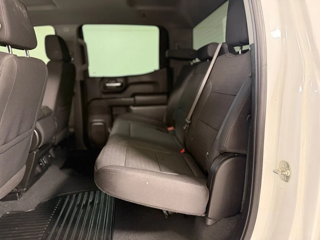Used 2025 White Chevrolet Custom Trail Boss image 19