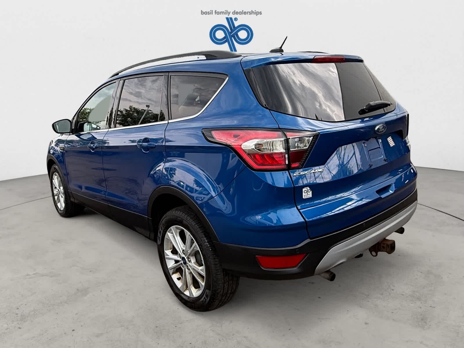 Used 2017 Lightning Blue Ford SE image 5