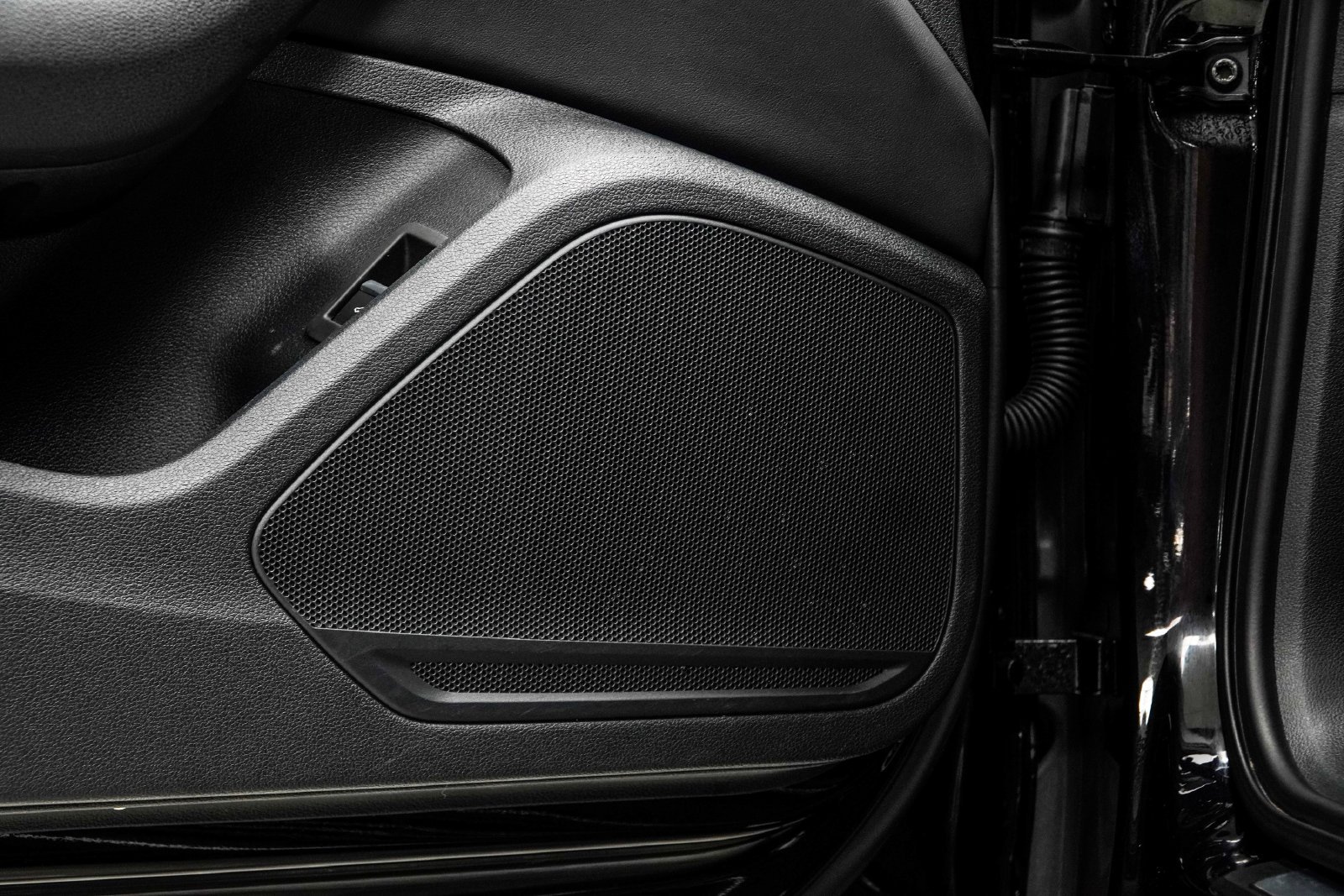 Used 2022 Black Audi 40 Premium image 37
