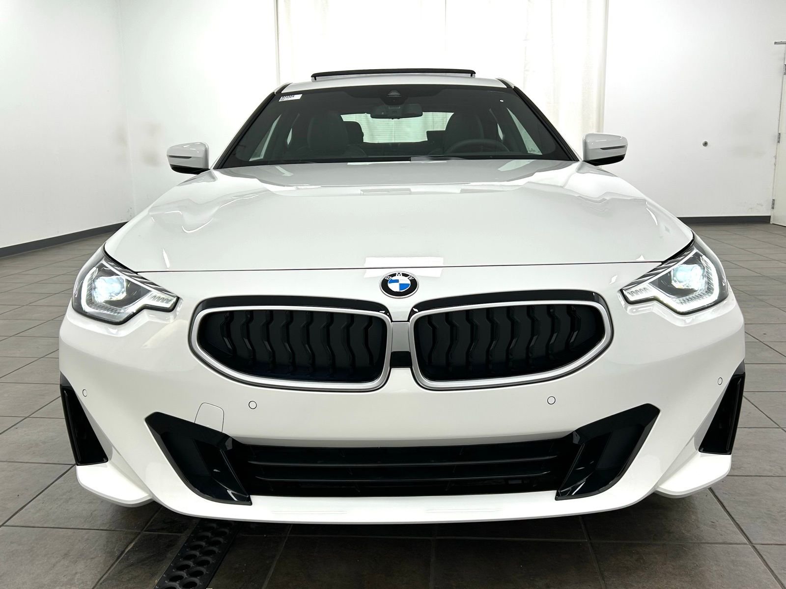 2025 BMW 2 Series 230i - Photo 7