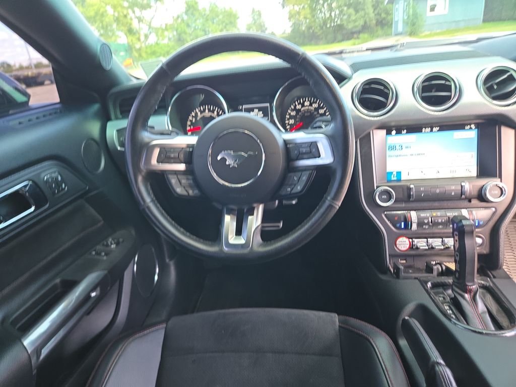 Used 2016 Magnetic Ford GT Premium image 20