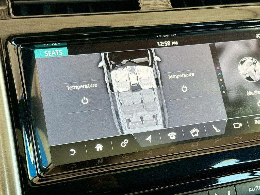 Used 2019 Gray Land Rover HSE image 22