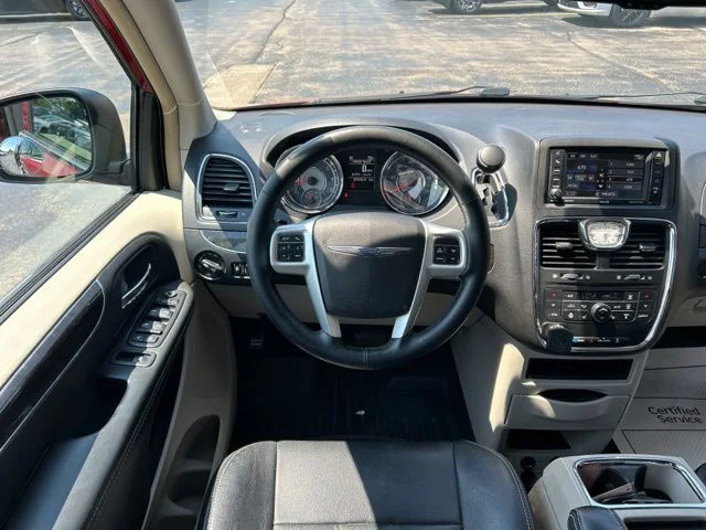 Used 2015 Red Chrysler Touring image 24