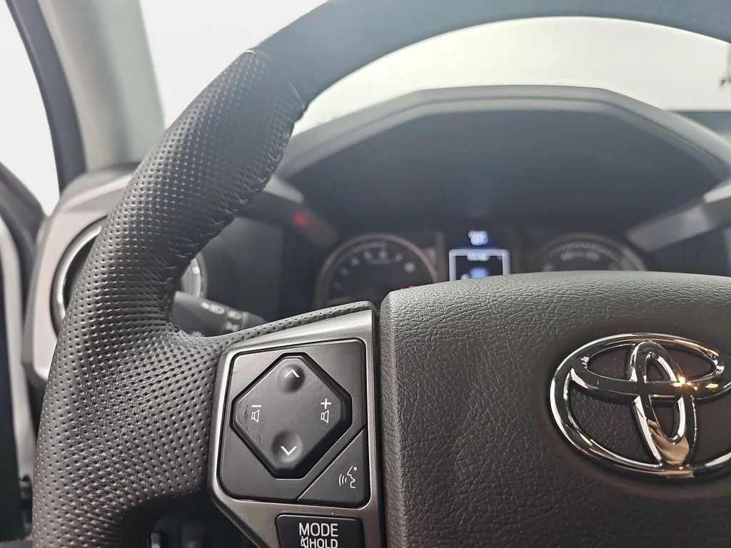 Used 2021 White Toyota SR5 image 19