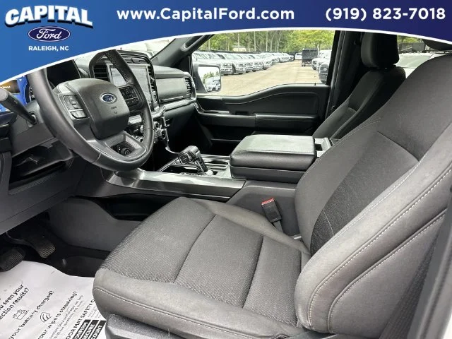 Used 2023 White Ford XLT image 19