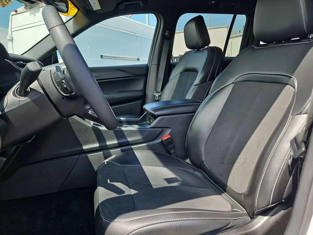 Certified Used 2024 White Jeep Altitude image 19