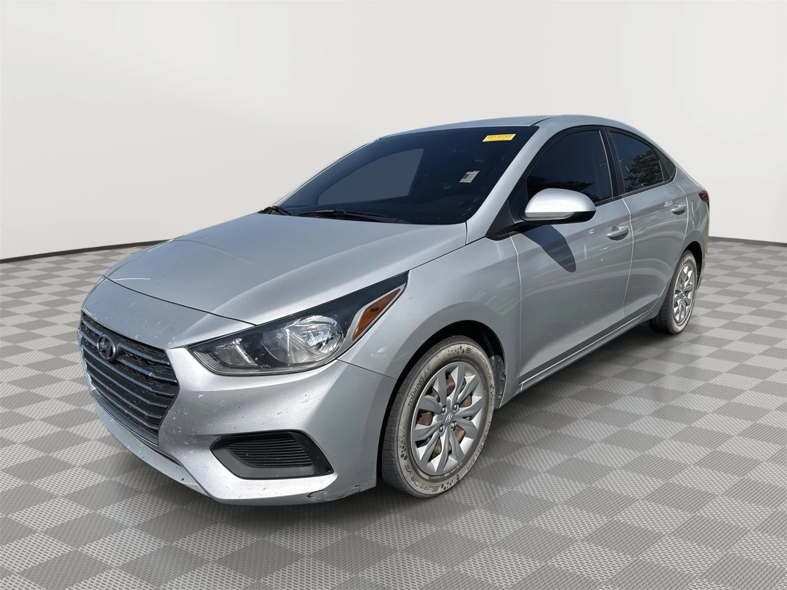 Used 2021 Olympus Silver Hyundai SE image 3