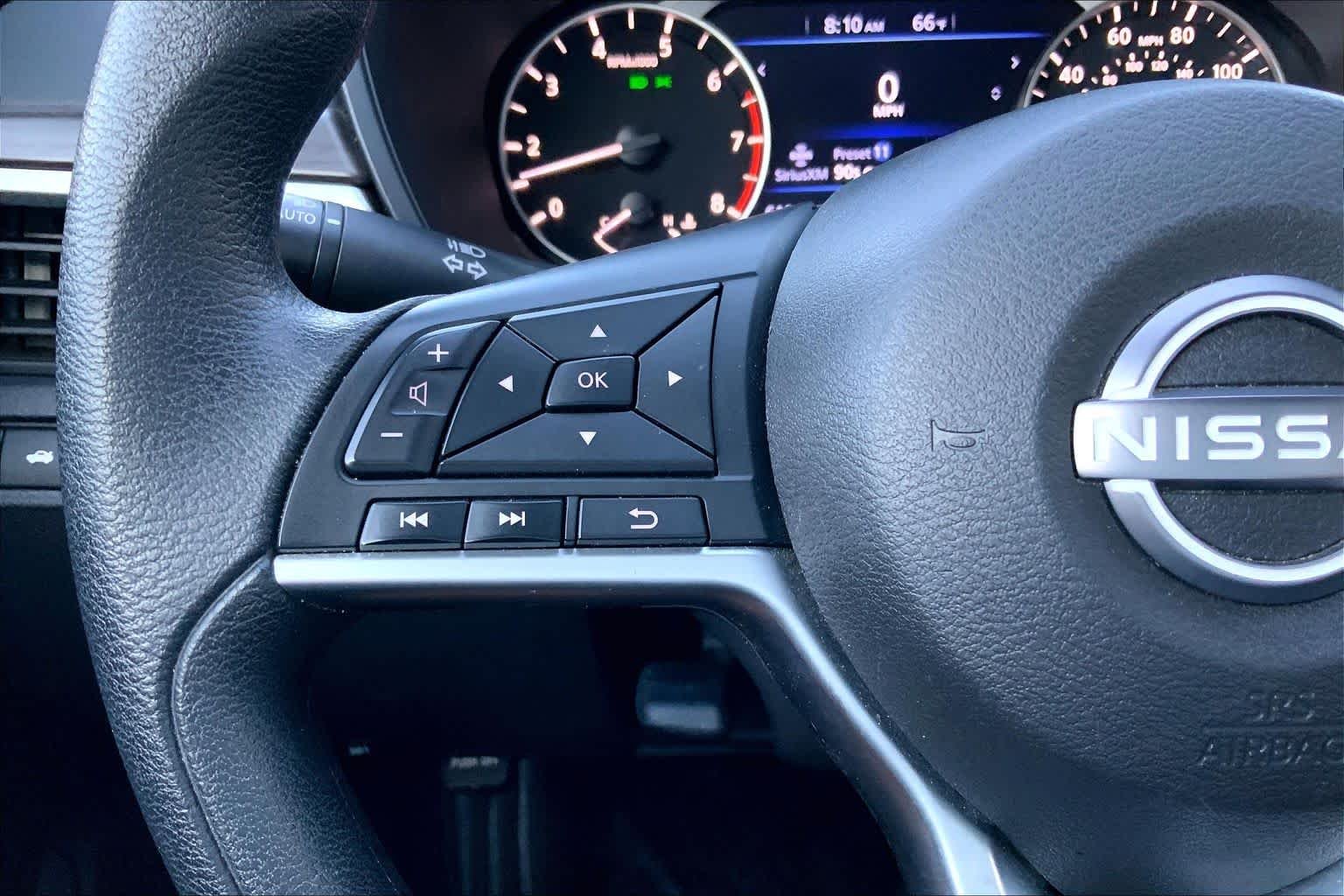 Used 2025 Super Black Nissan SV image 22
