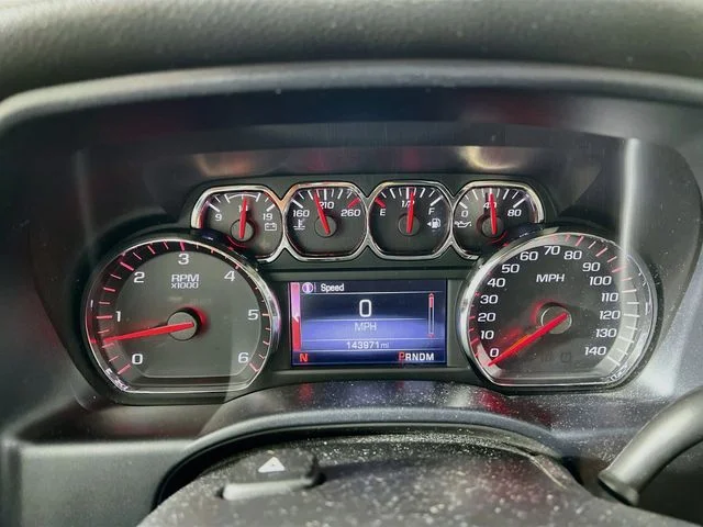Used 2014 Red GMC SLE image 12