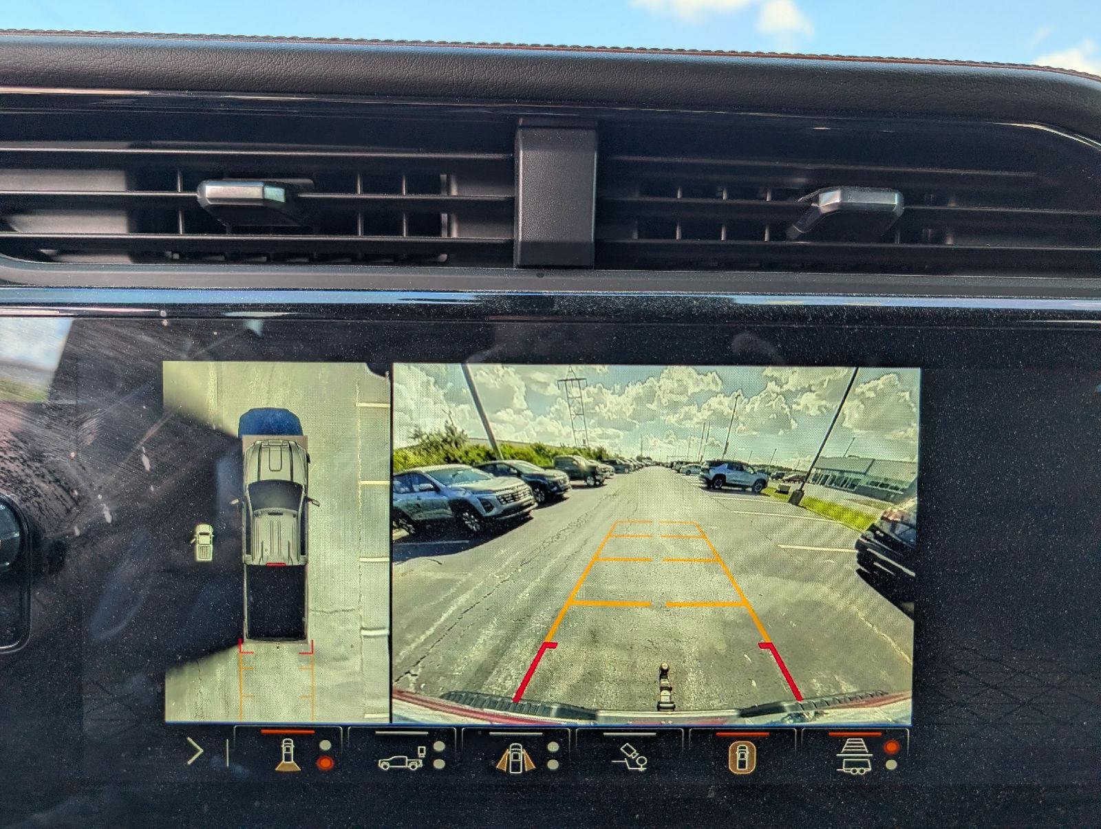 Used 2024 Titanium Rush Metallic GMC AT4 image 16