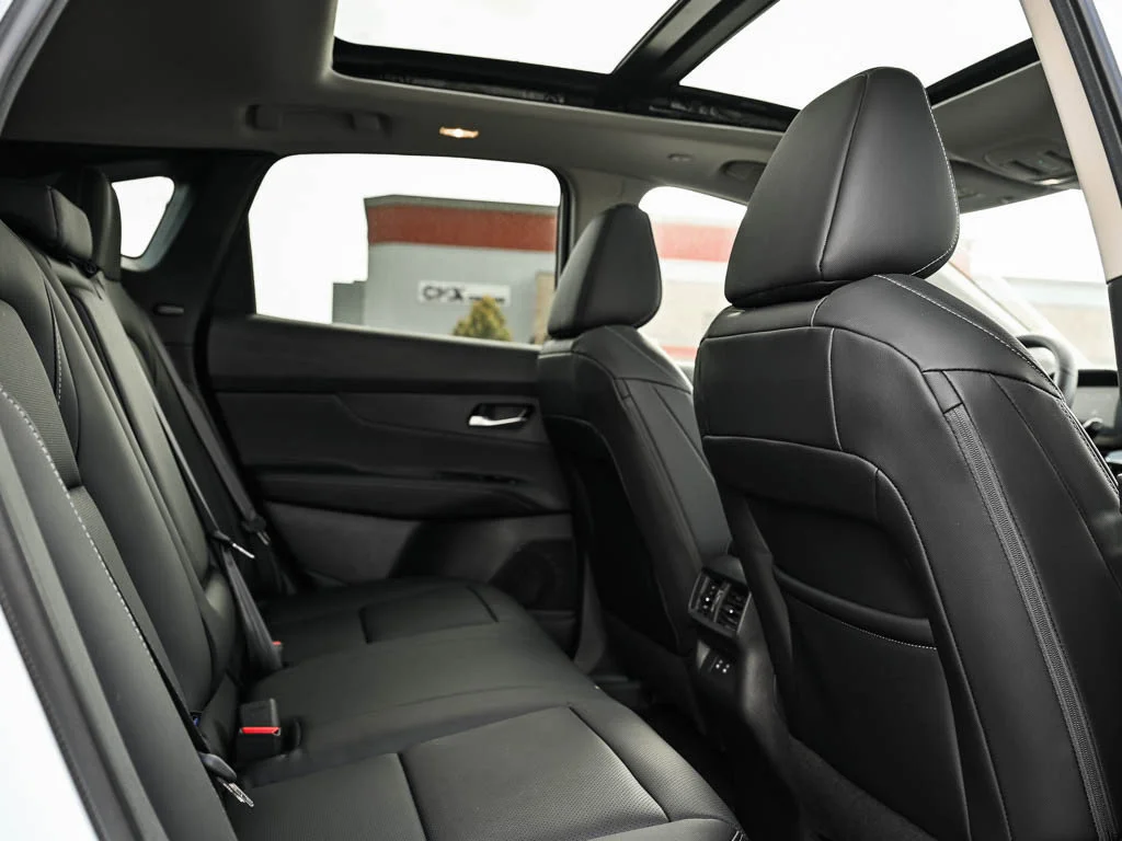 New 2026 Everest White Pearl Tricoat Nissan SL image 12