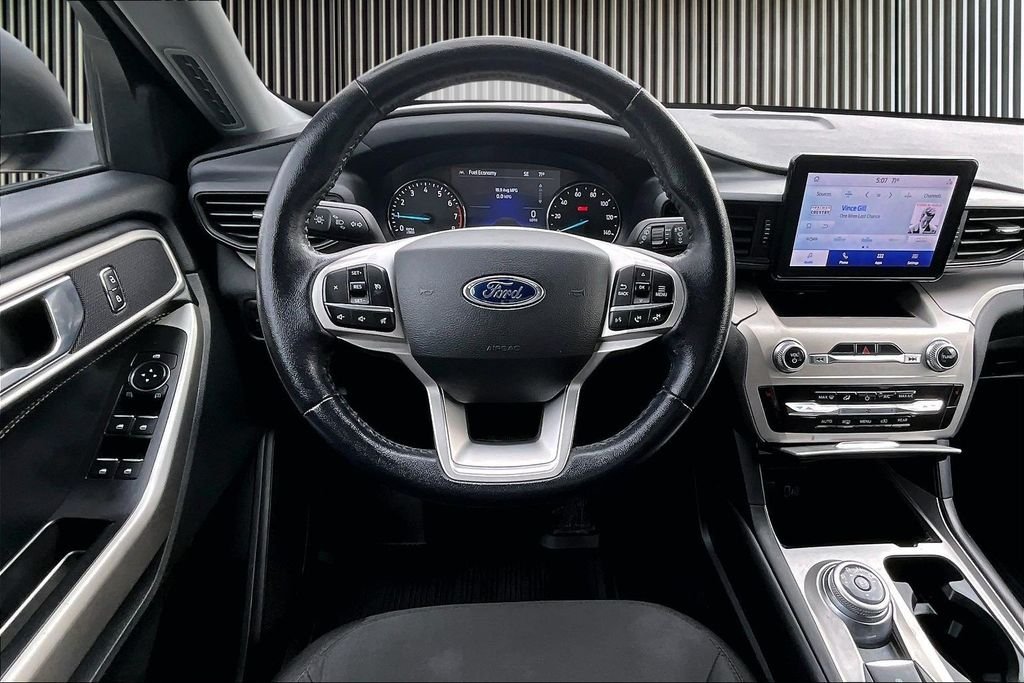 2022 Ford Explorer XLT - Photo 6