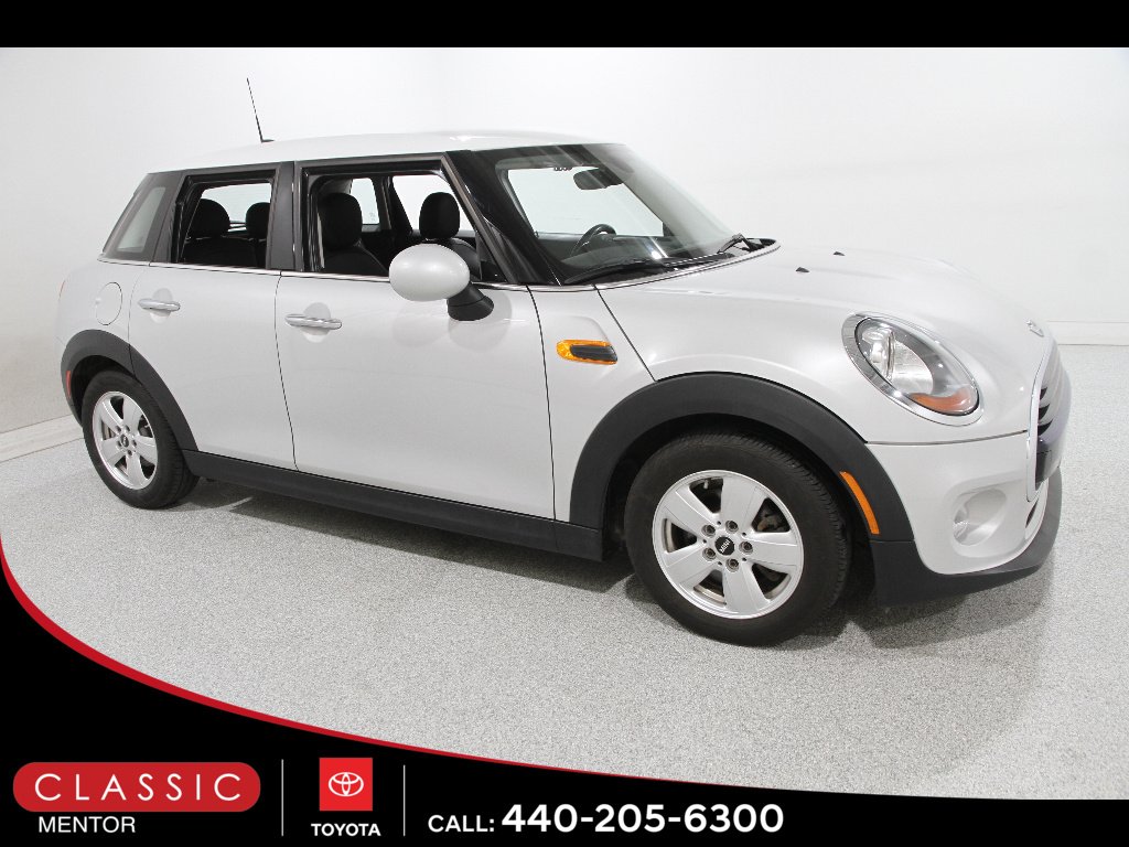 2016 MINI Cooper Base