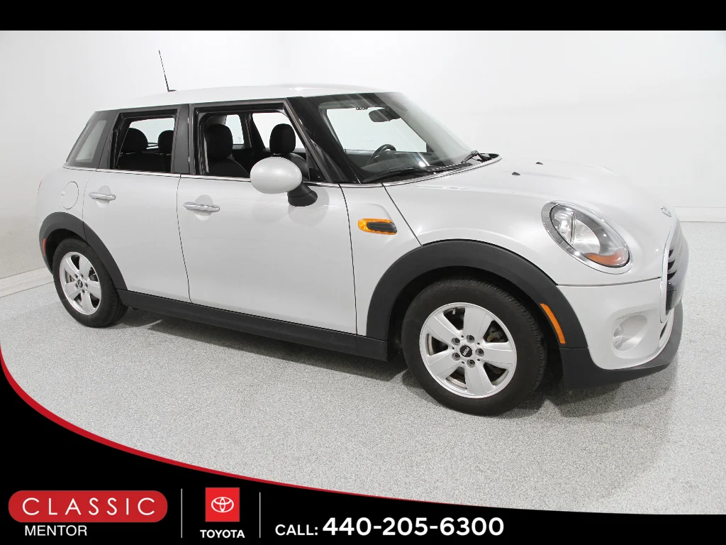 2016 MINI Cooper Base