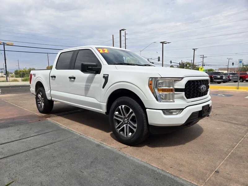 Used 2022 OXFORD WHITE Ford XL image 4