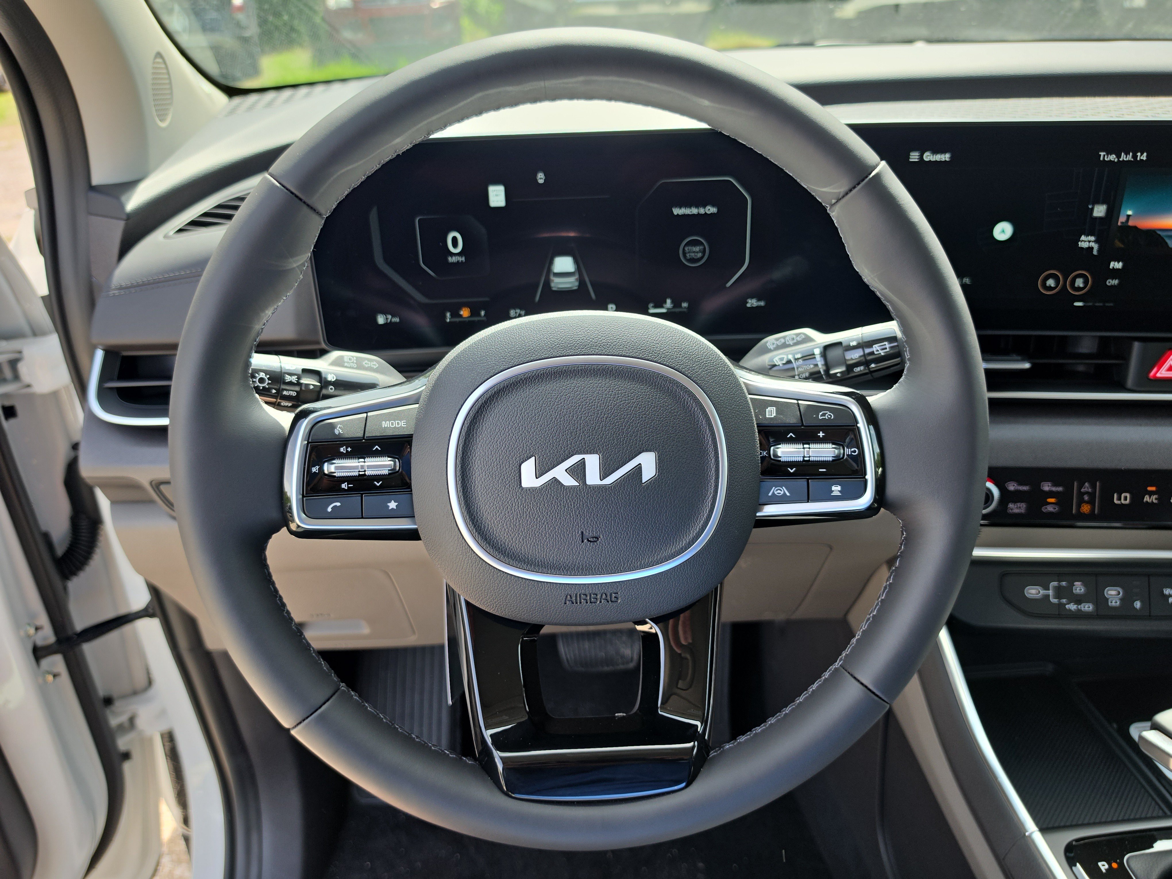 New 2026 Snow White Pearl Kia SX image 31