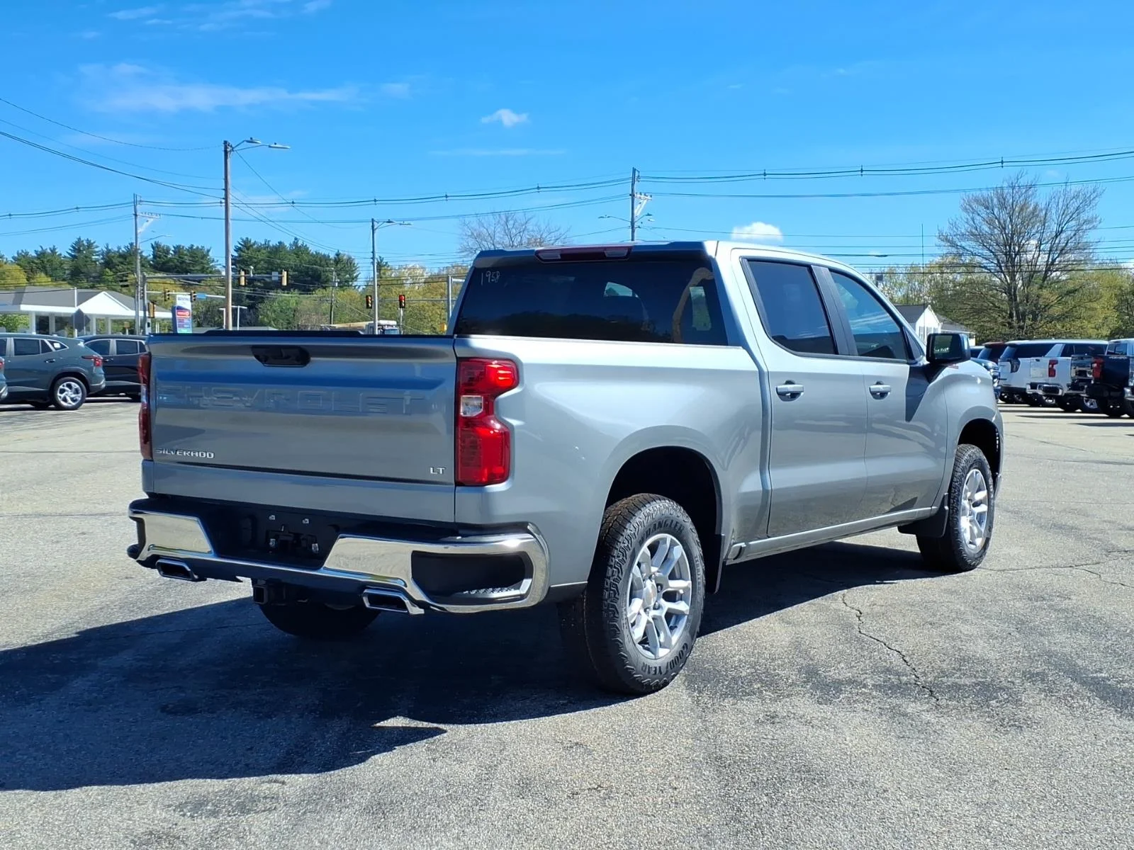 2026 Chevrolet Silverado 1500 LT - Photo 4