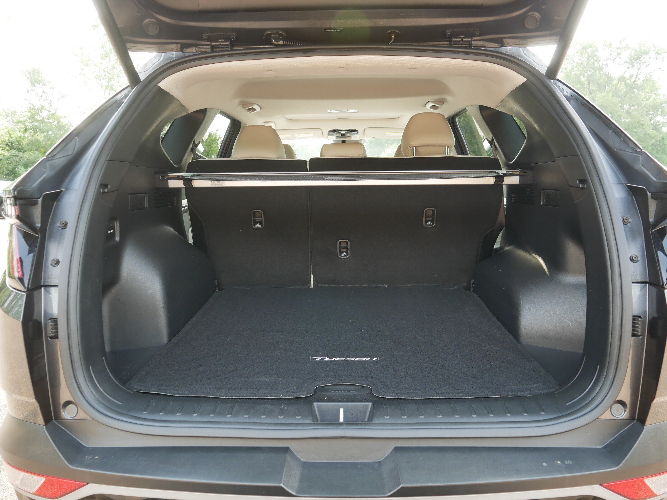 Used 2023 Portofino Gray Hyundai SEL image 18