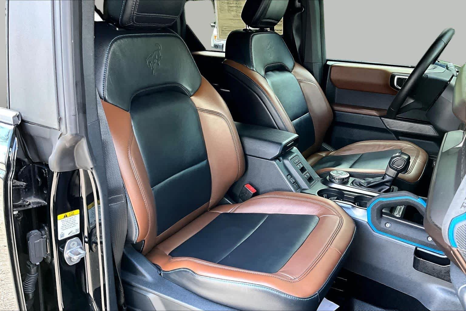 Used 2022 Shadow Black Ford Outer Banks image 9