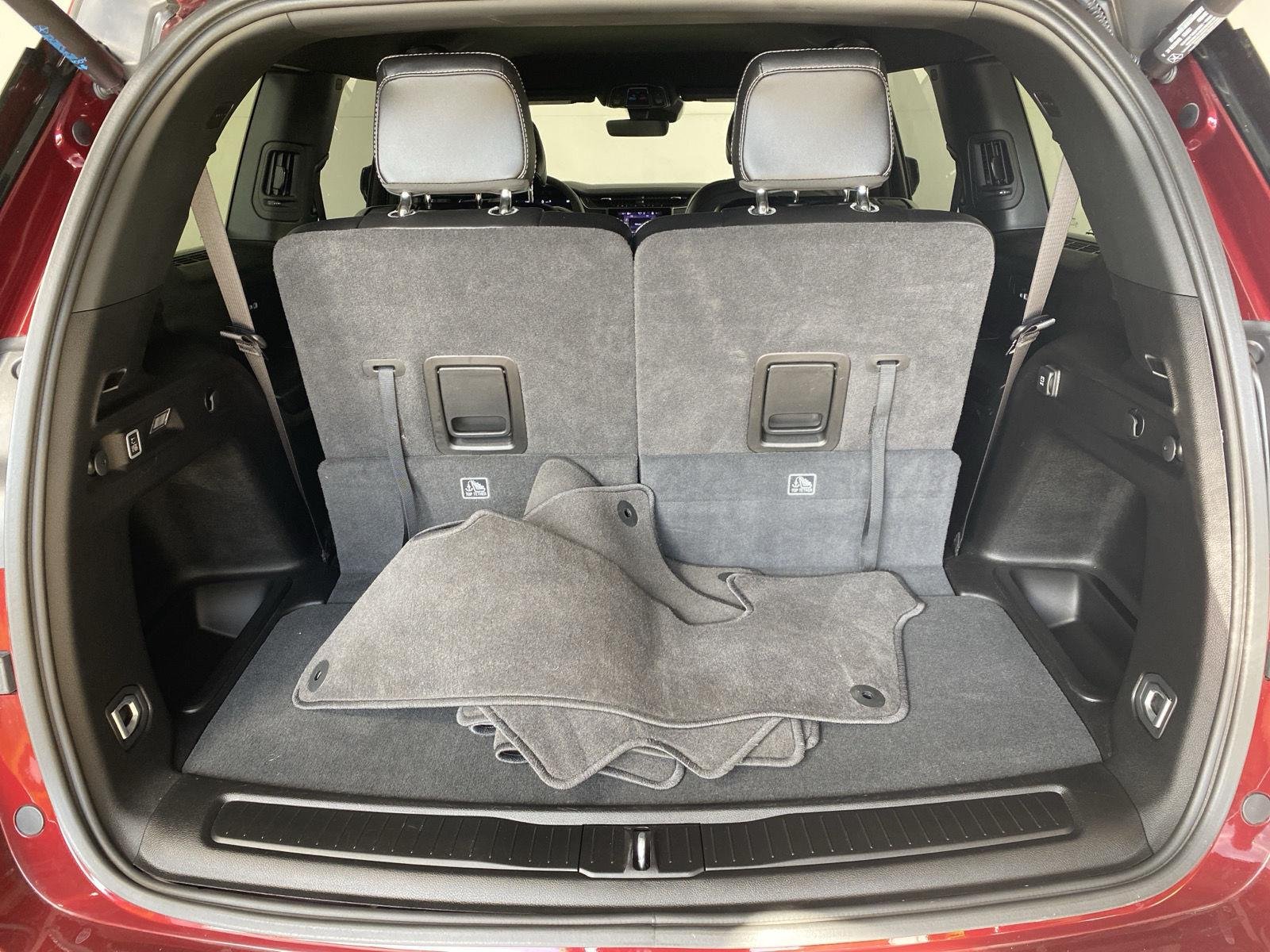 Used 2025 Velvet Red Pearlcoat Jeep Altitude image 7