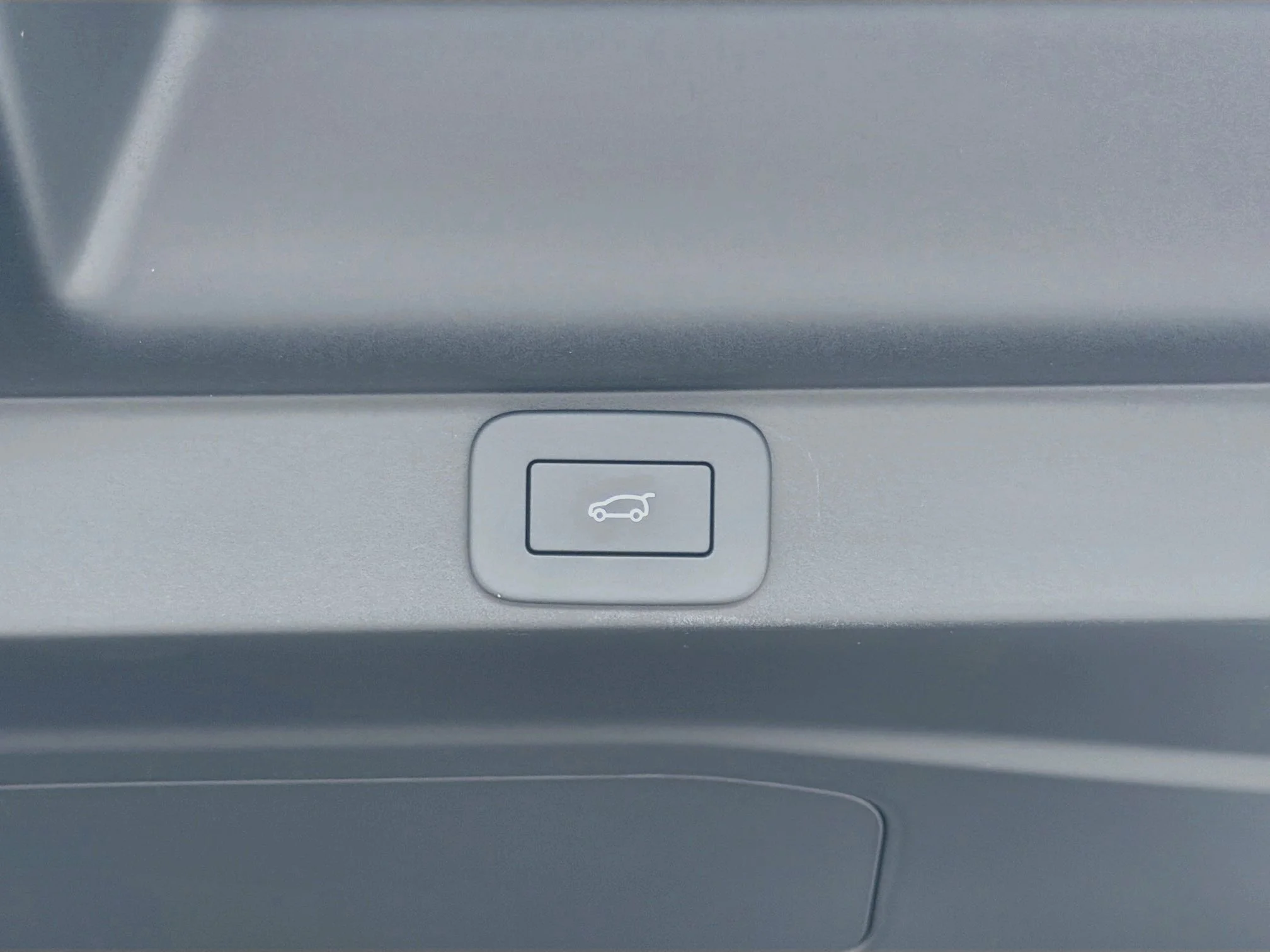 New 2026 Santorini Black Land Rover SE image 14