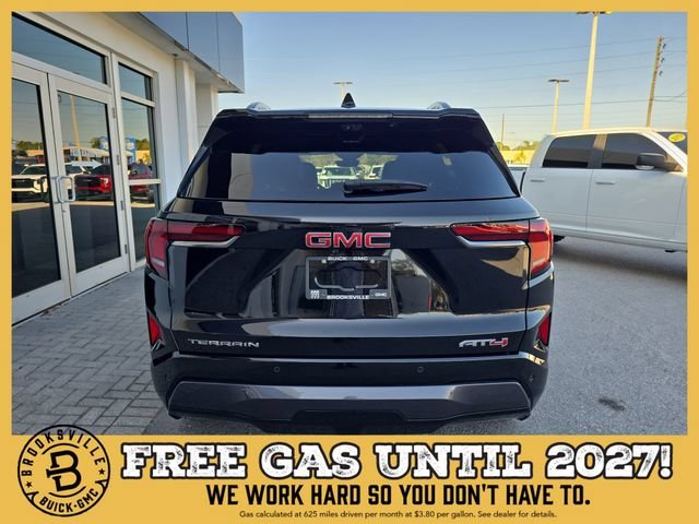 2026 GMC Terrain AT4 - Photo 8