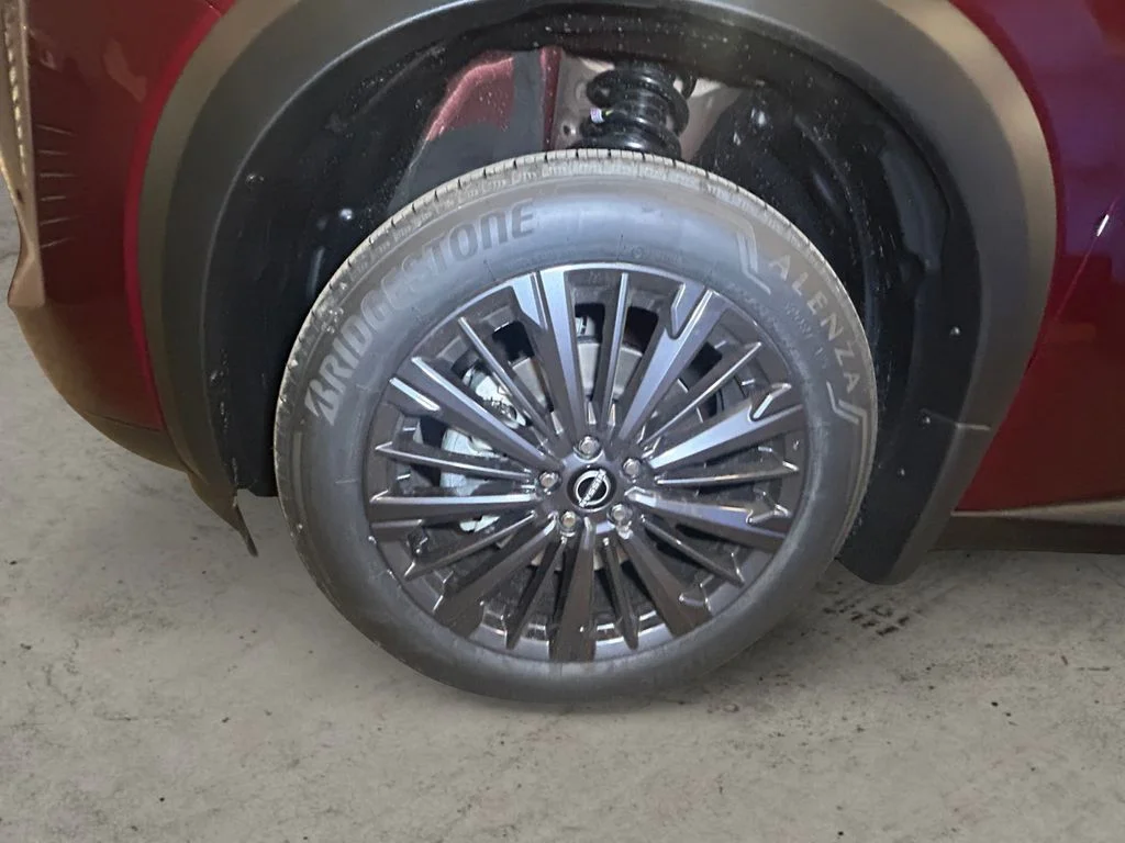 New 2026 Scarlet Nissan SL image 14