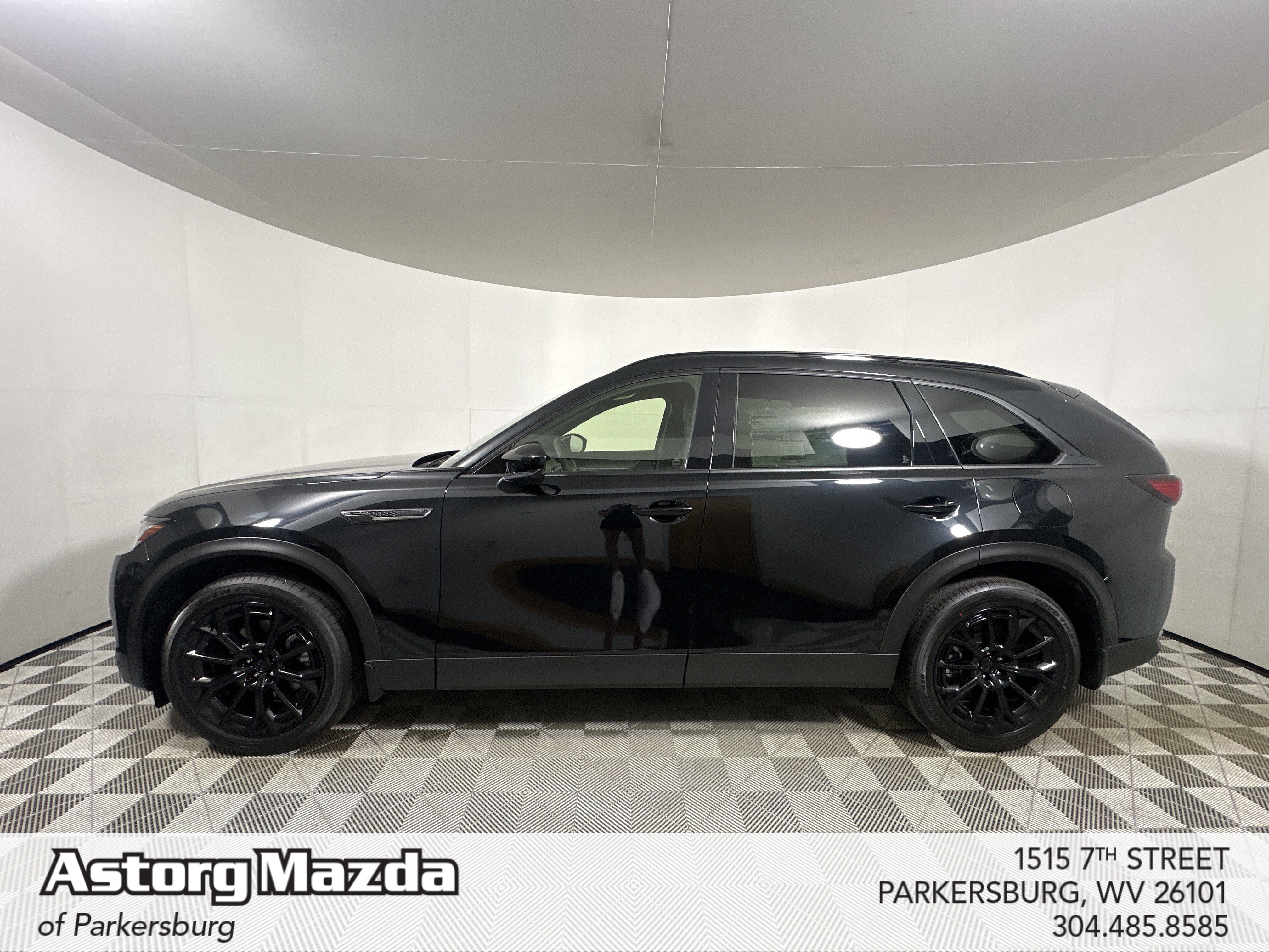 New 2026 Jet Black Mica Mazda 3.3 Turbo Premium Plus AWD image 4