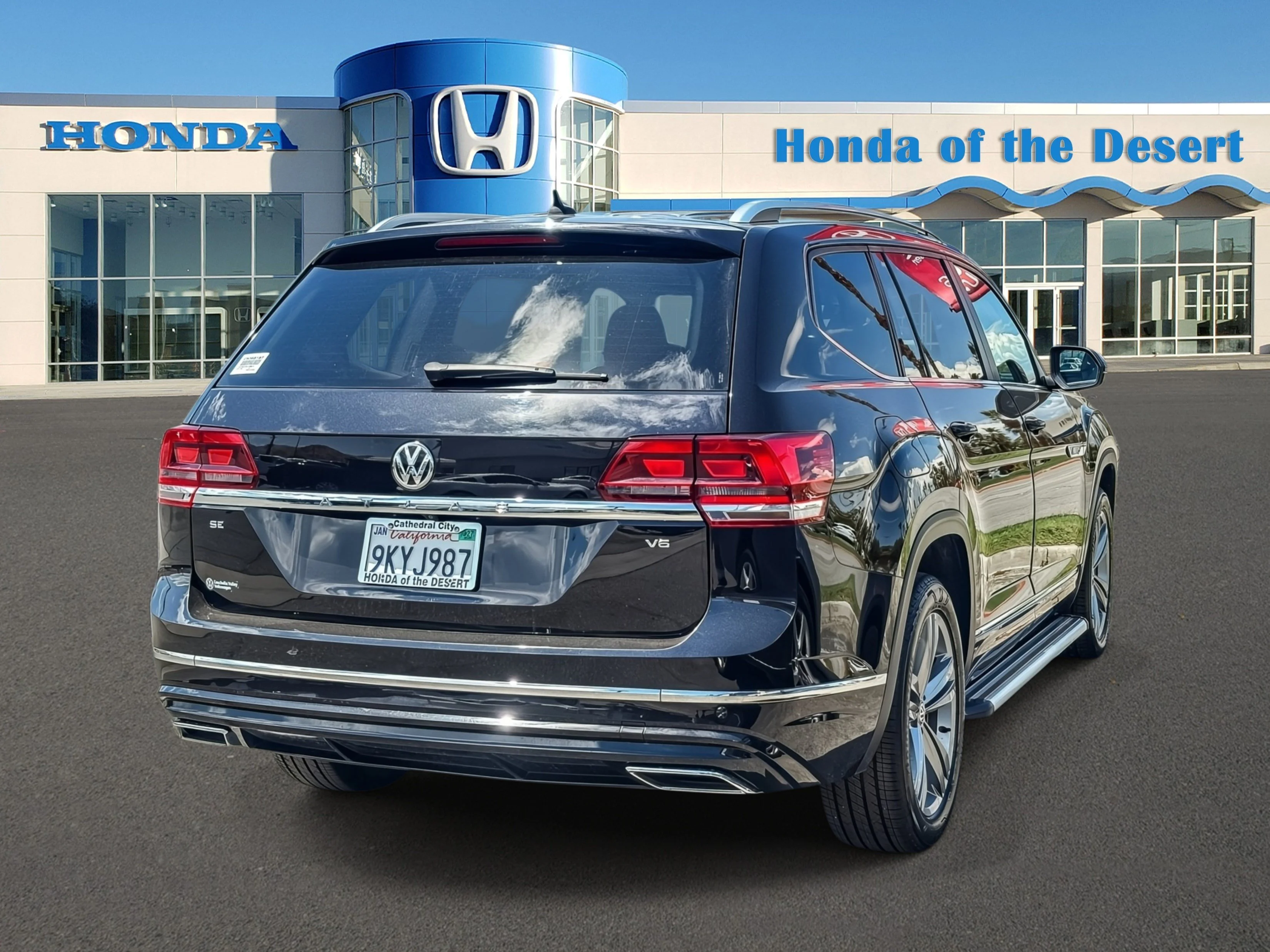 Used 2019 Pacific Blue Metallic Volkswagen 3.6L V6 SE image 6