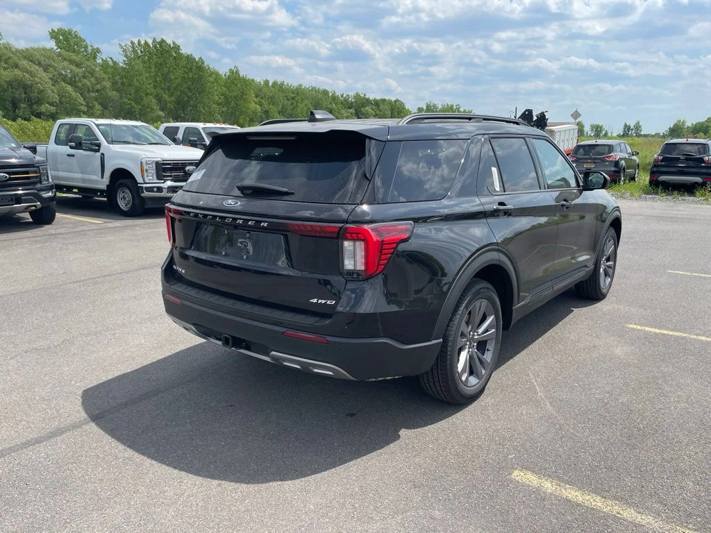 Used 2026 Black Ford Active image 5