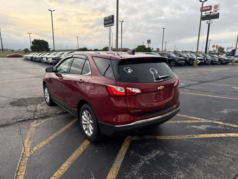 Used 2019 Cajun Red Tintcoat Chevrolet LT image 3