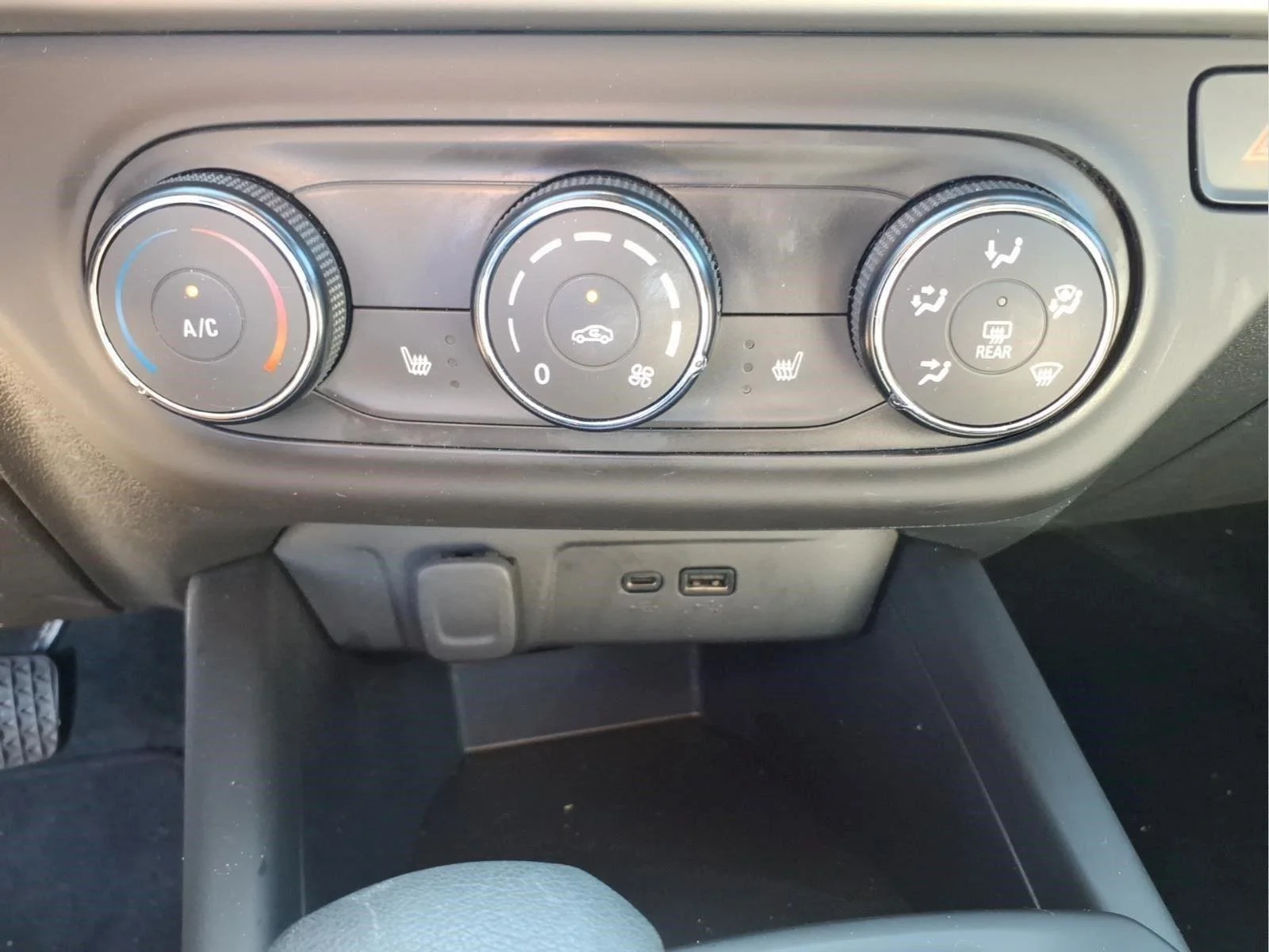 Used 2024 Sterling Gray Metallic Chevrolet 1RS image 23